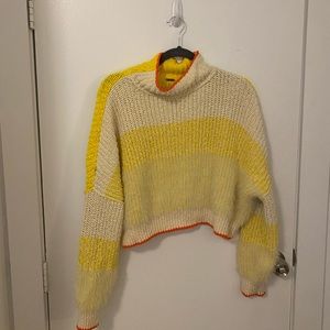Free people sweater. Size small.